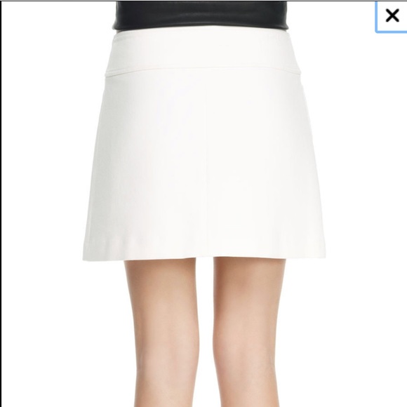 Theory White Wrap skirt - Picture 3 of 11